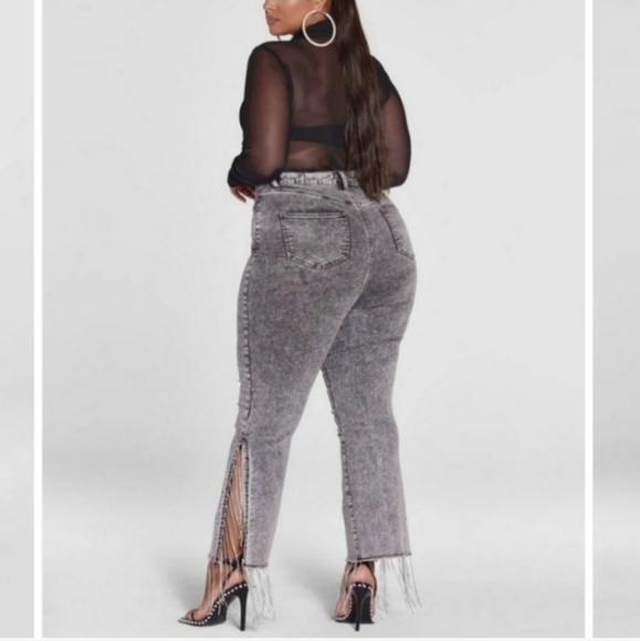 🍁🍂NWOT FASHION TO FIGURE HIGH RISE rhinestone fringe detail jeans 20 - Picture 3 of 7